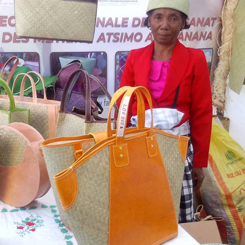 Baob-Arts et le commerce équitable et artisanal à Madagascar