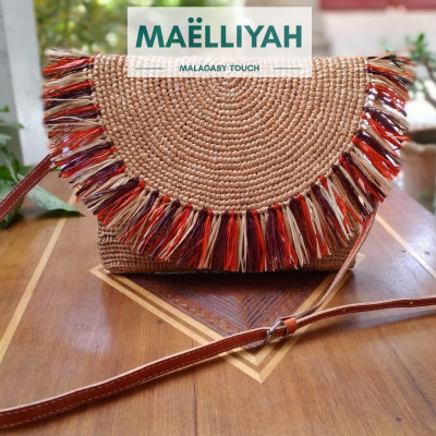 Raffia Clutch Bag "Masoandro" by Maëlliyah