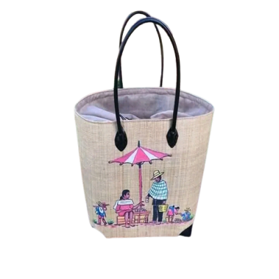 Raffia basket