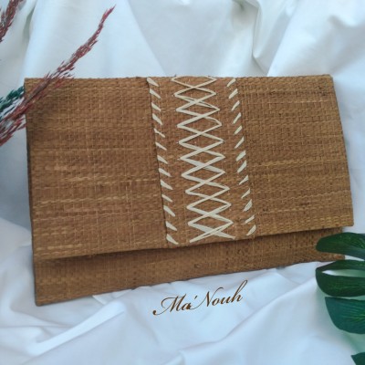 Brown Raffia pouch