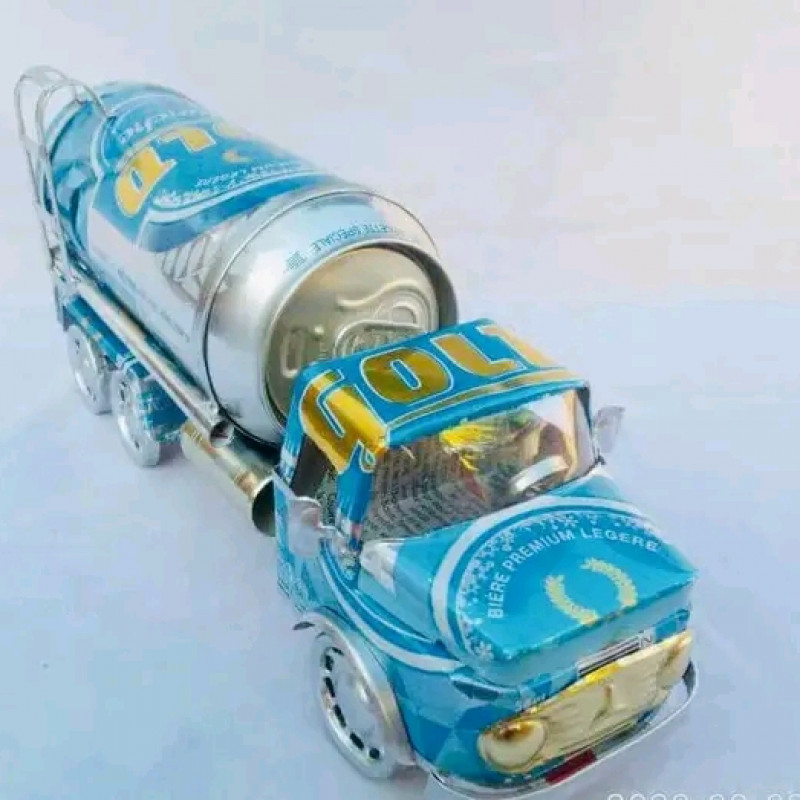 Small toy truck or decoration